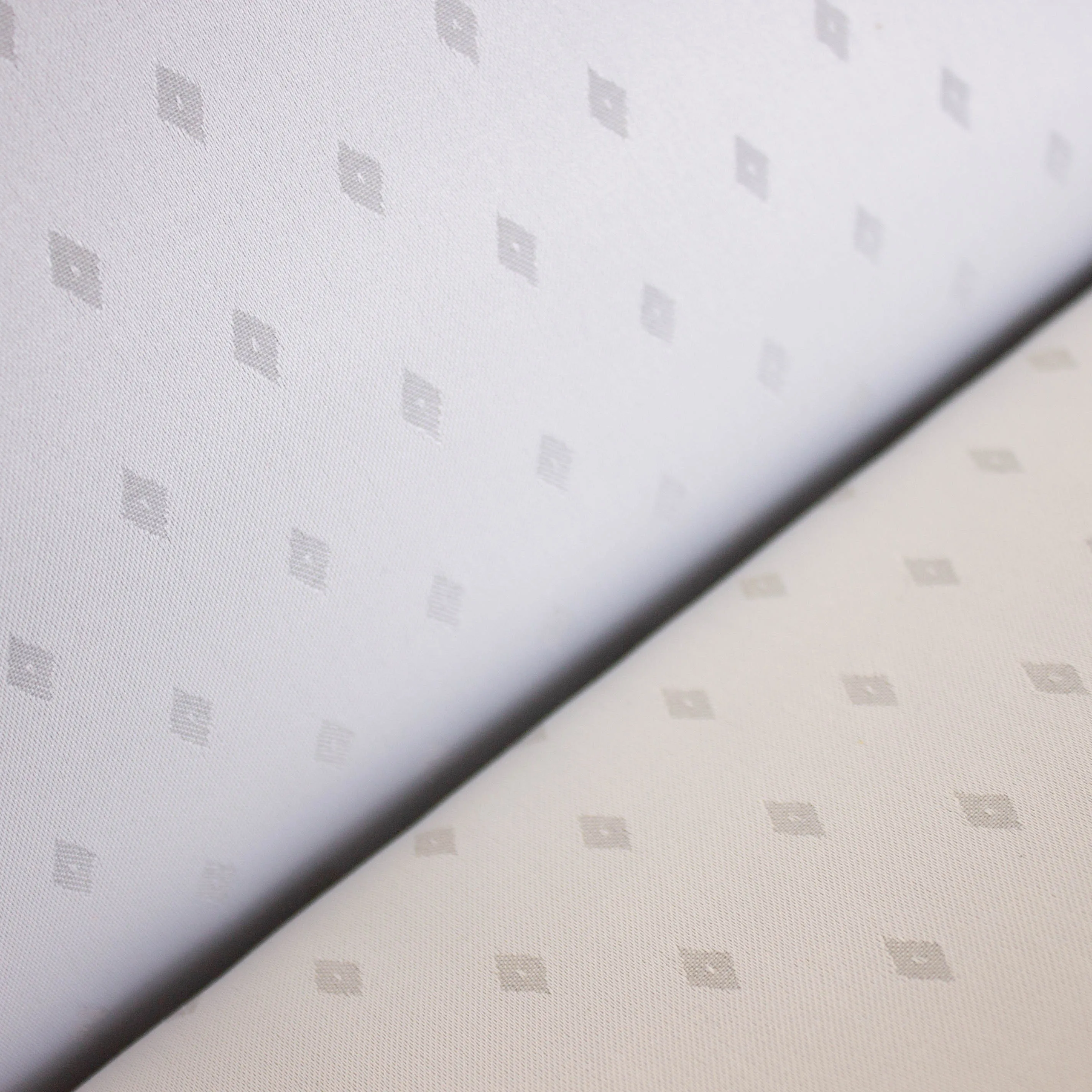 Jacquard Polyester zilver met ruiten